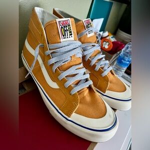 Vans sk8 mid Off The Wall size 12 9/10 condition